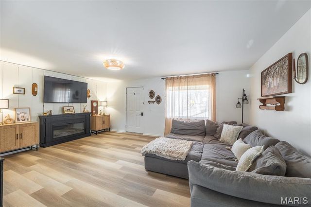 4964 County Road 534, Poplar Bluff, MO 63901