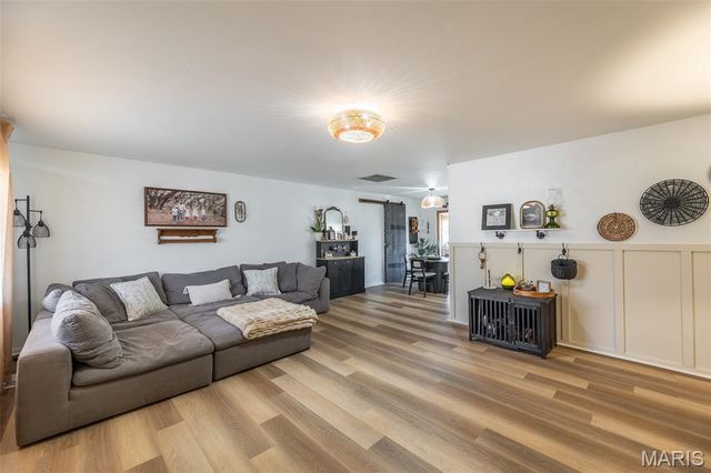 4964 County Road 534, Poplar Bluff, MO 63901