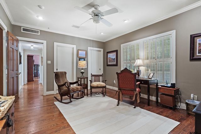 2631 Old Bullard Rd, Tyler, TX 75701