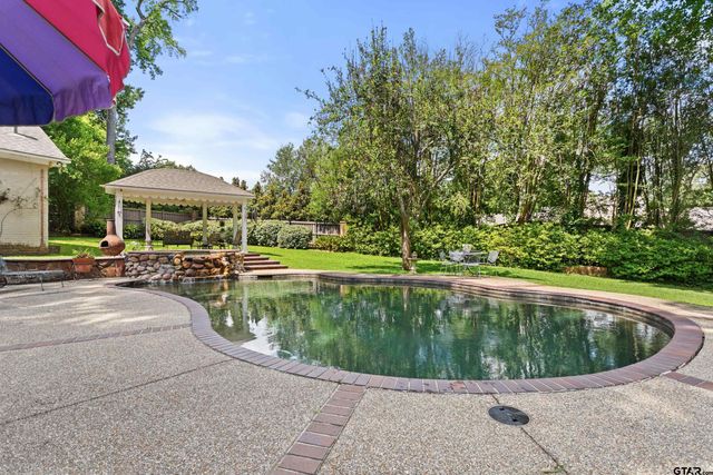 2631 Old Bullard Rd, Tyler, TX 75701