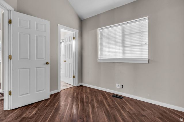 5808 S DUCK POND LN, Taylorsville, UT 84123