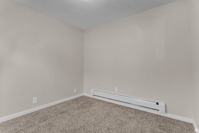 5808 S DUCK POND LN, Taylorsville, UT 84123