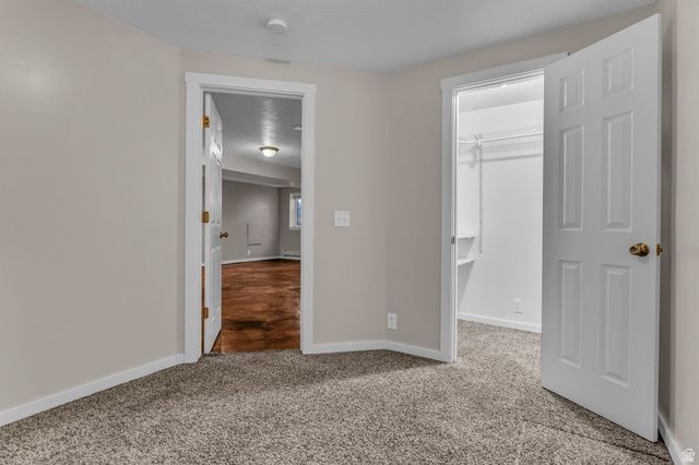 5808 S DUCK POND LN, Taylorsville, UT 84123