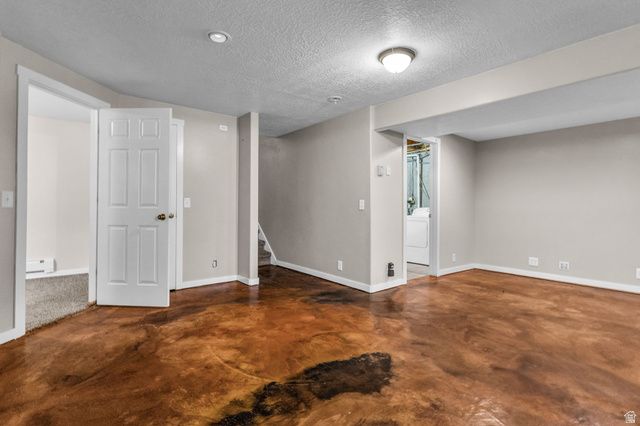 5808 S DUCK POND LN, Taylorsville, UT 84123