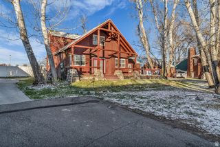 5808 S DUCK POND LN, Taylorsville, UT 84123