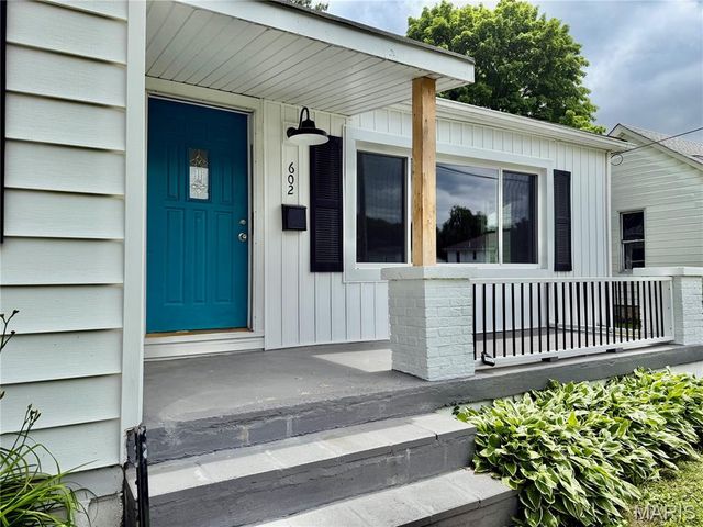 602 N Combs Avenue, Collinsville, IL 62234