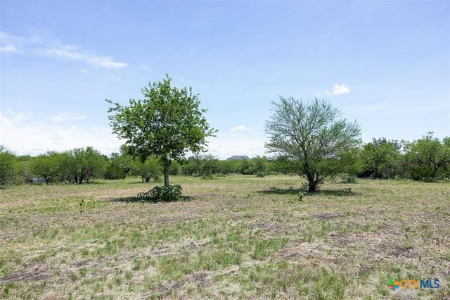 3710 Dry Creek Road, Lockhart, TX 78644