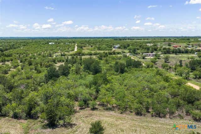 3710 Dry Creek Road, Lockhart, TX 78644