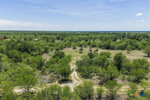 3710 Dry Creek Road, Lockhart, TX 78644