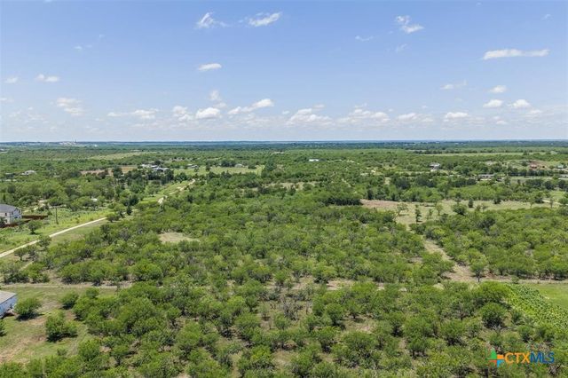 3710 Dry Creek Road, Lockhart, TX 78644