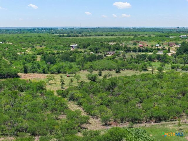3710 Dry Creek Road, Lockhart, TX 78644