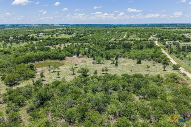 3710 Dry Creek Road, Lockhart, TX 78644