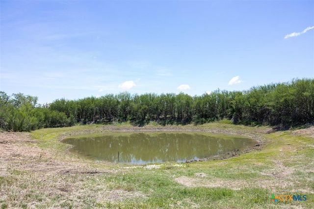 3710 Dry Creek Road, Lockhart, TX 78644