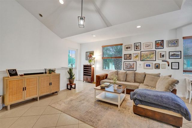 2977 St John Drive 2977, Hollywood, FL 33024