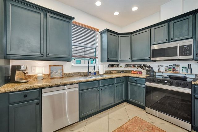 2977 St John Drive 2977, Hollywood, FL 33024