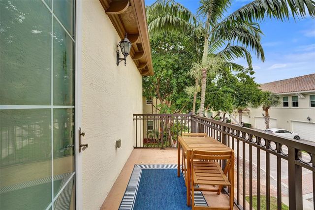 2977 St John Drive 2977, Hollywood, FL 33024