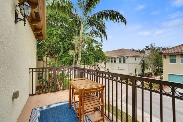 2977 St John Drive 2977, Hollywood, FL 33024