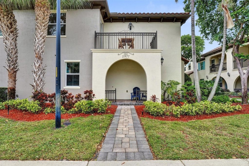 2977 St John Drive 2977, Hollywood, FL 33024