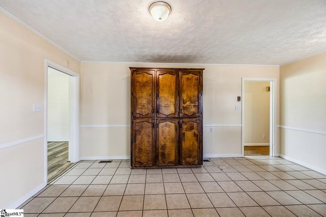 400 Mcabee Road, Roebuck, SC 29376