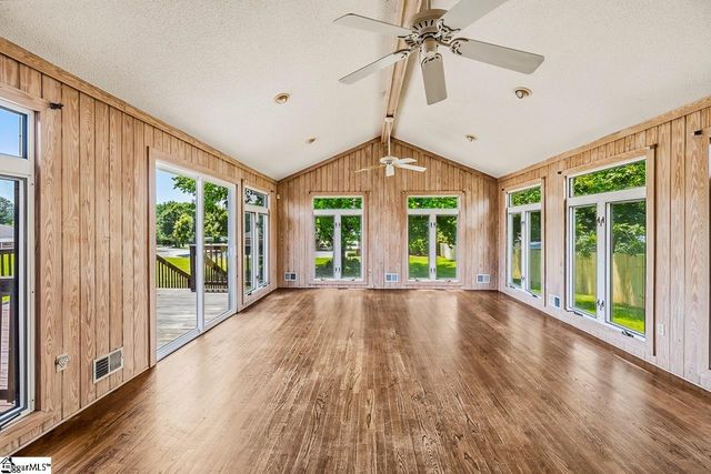 400 Mcabee Road, Roebuck, SC 29376