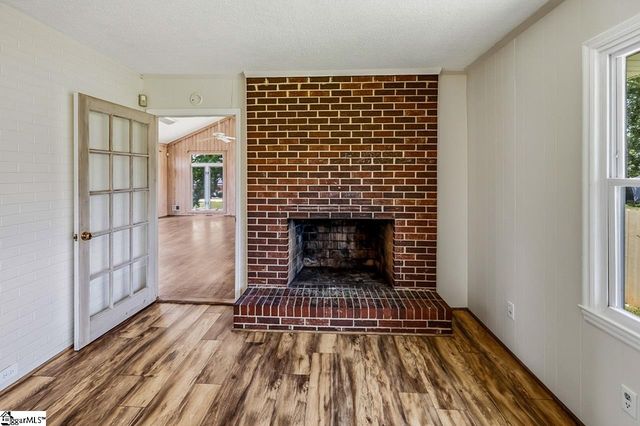 400 Mcabee Road, Roebuck, SC 29376