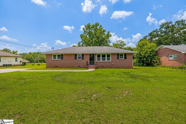 400 Mcabee Road, Roebuck, SC 29376