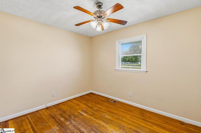 400 Mcabee Road, Roebuck, SC 29376