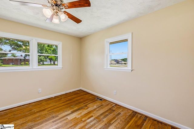 400 Mcabee Road, Roebuck, SC 29376