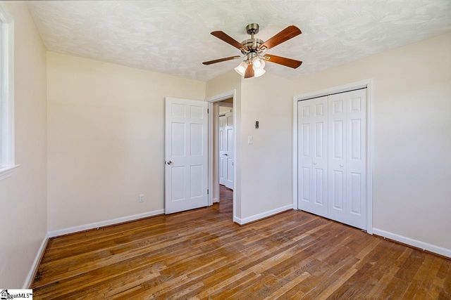 400 Mcabee Road, Roebuck, SC 29376