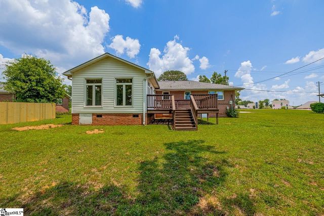 400 Mcabee Road, Roebuck, SC 29376