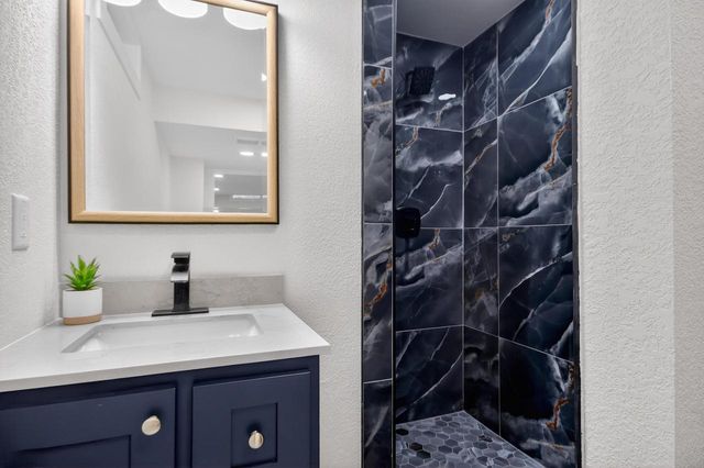 4641 N 79th STREET, Milwaukee, WI 53218