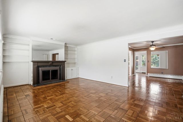 6604 Ambar Avenue, Cincinnati, OH 45230