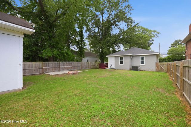 4396 W Church Street, Farmville, NC 27828