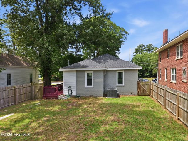 4396 W Church Street, Farmville, NC 27828