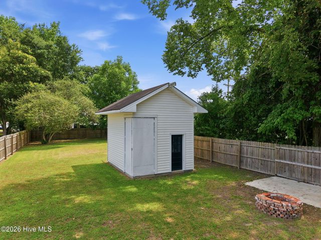 4396 W Church Street, Farmville, NC 27828