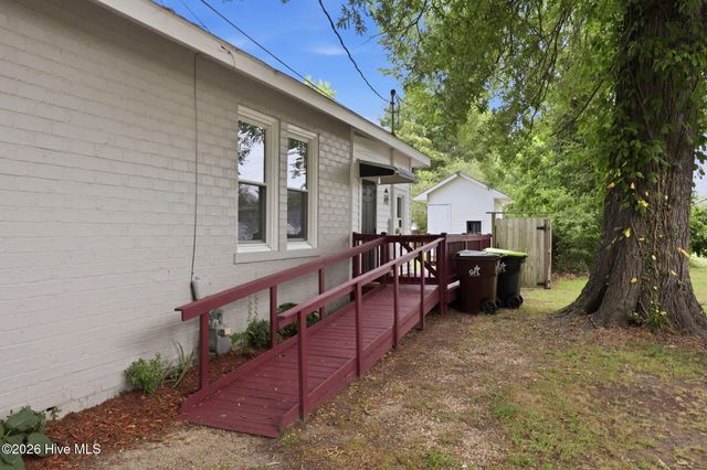 4396 W Church Street, Farmville, NC 27828