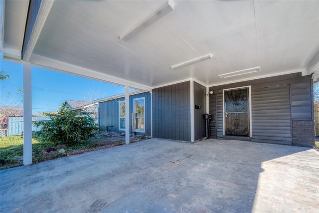 3320 Hays Street A, Pasadena, TX 77503