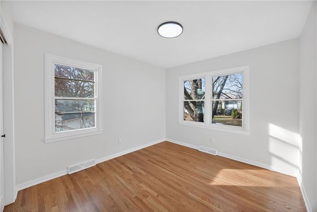 10223 Dearborn Drive, Overland Park, KS 66207