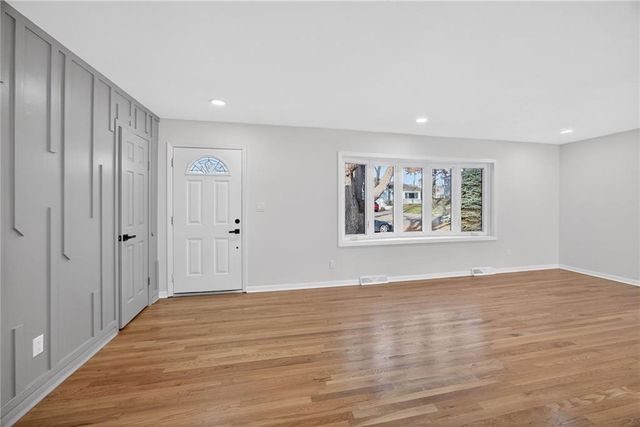 10223 Dearborn Drive, Overland Park, KS 66207