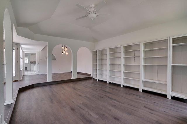 6501 Cascada DR, Austin, TX 78750
