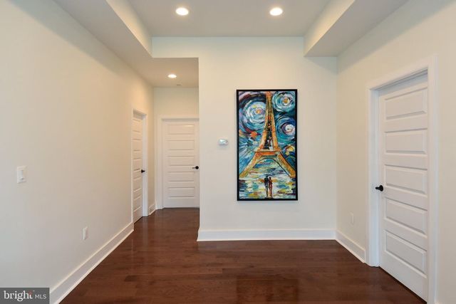 5802 WILMETT, Bethesda, MD 20817
