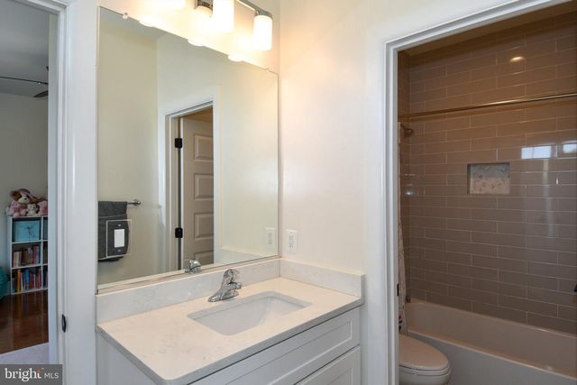 5802 WILMETT, Bethesda, MD 20817