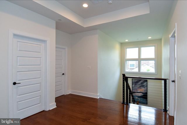 5802 WILMETT, Bethesda, MD 20817