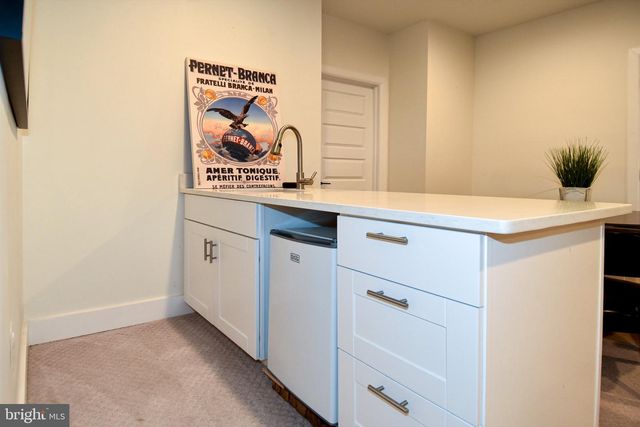 5802 WILMETT, Bethesda, MD 20817