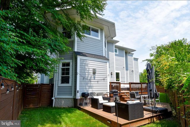 5802 WILMETT, Bethesda, MD 20817