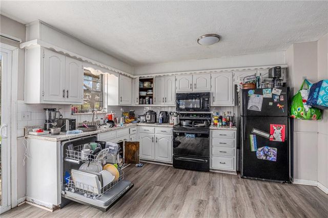 2508 NW 6th Street, Blue Springs, MO 64014