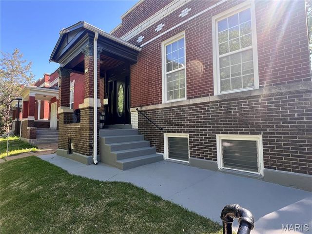 3930 Pennsylvania Avenue, St Louis, MO 63118