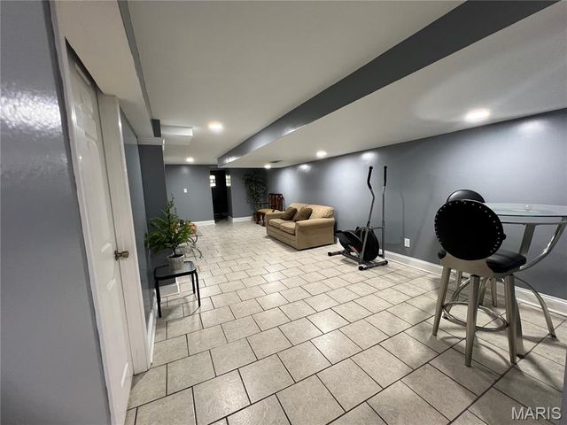 3930 Pennsylvania Avenue, St Louis, MO 63118