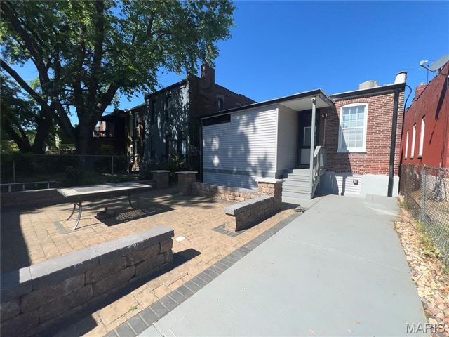 3930 Pennsylvania Avenue, St Louis, MO 63118