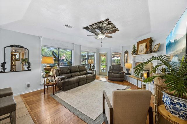 3214 Kathleen Drive, Mont Belvieu, TX 77523